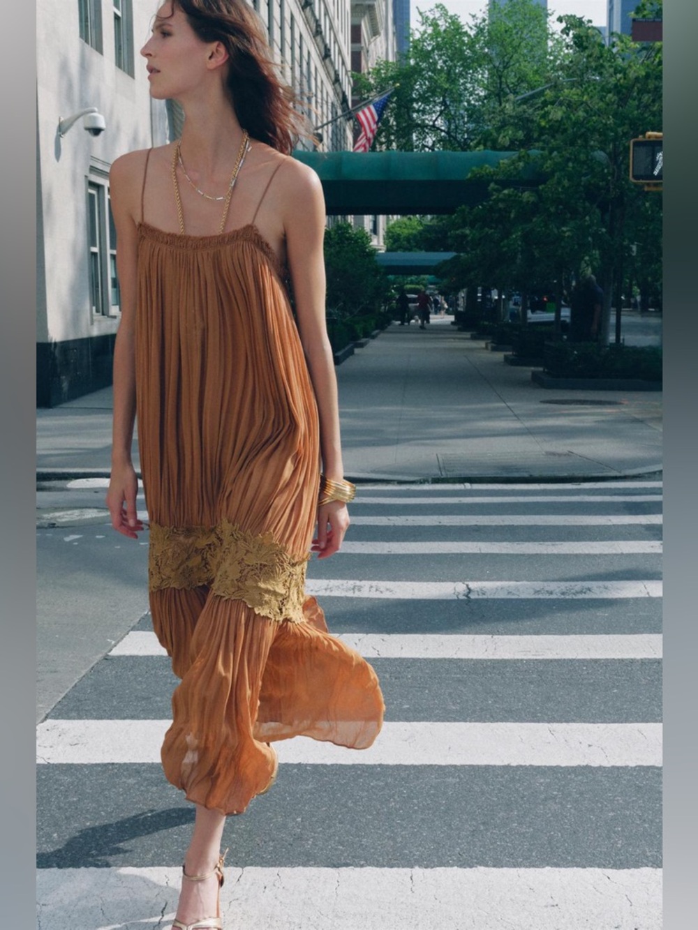 Zara  Wrinkled Embroidered Dress - Picture 7 of 15